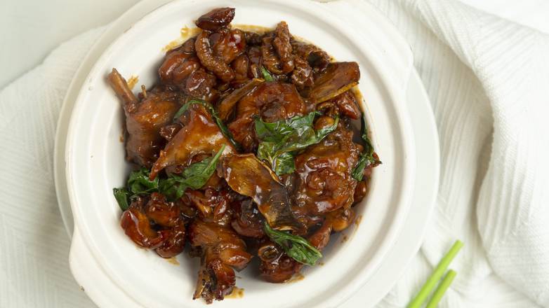 Chicken with Three Spices (三杯雞)